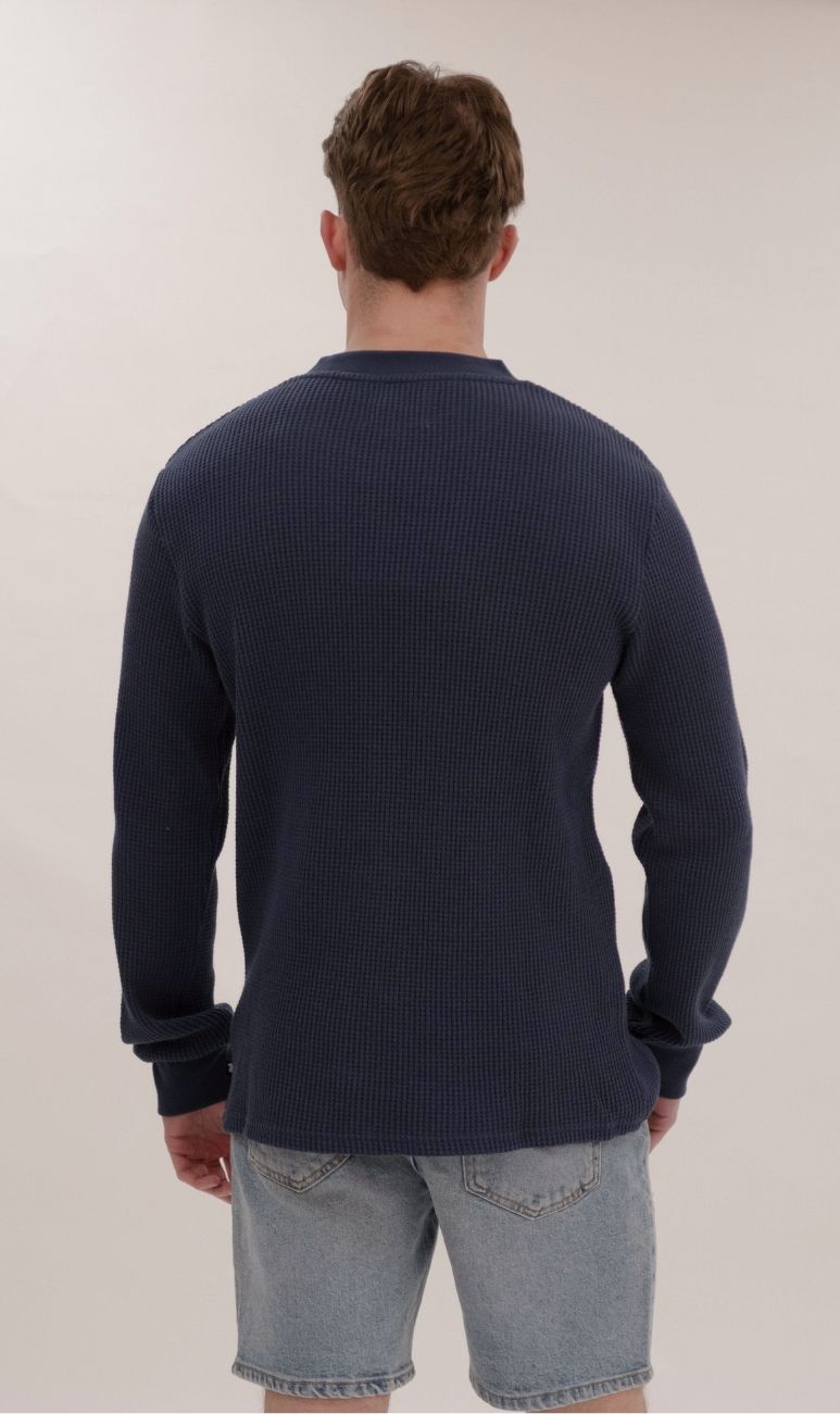 DARK NAVY