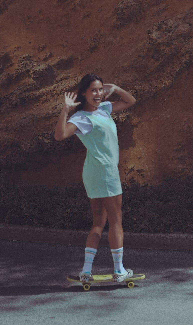 TURQUOISE
