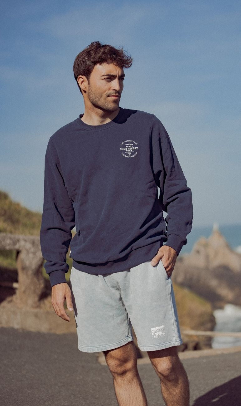 DARK NAVY