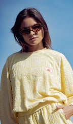 JAUNE