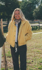 JAUNE